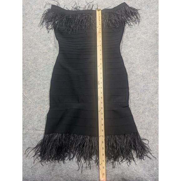 Elliatt Womens Off Shoulder Feather Trim Bodycon Dress Small Black Cocktail - Picture 7 of 12